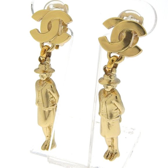 CHANEL Mademoiselle COCO Mark doll motif Earring Plated Gold Women - Picture 1 of 6